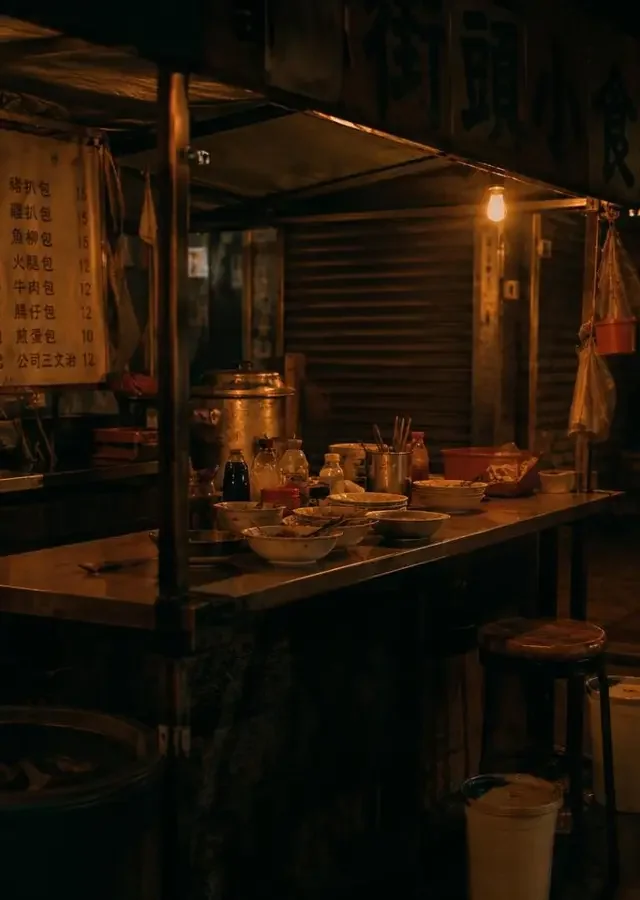 夜市收摊之后封面｜生活短片｜八戒影视短片